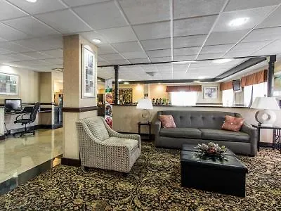 ** Hotel Quality Inn & Suites Memphis East United States