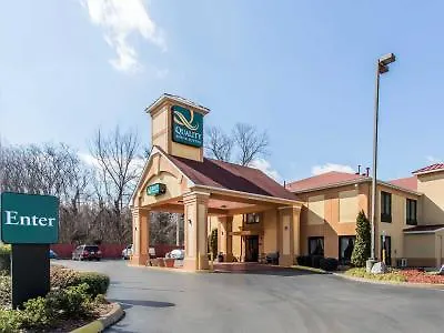 Quality Inn & Suites Memphis East Hotel