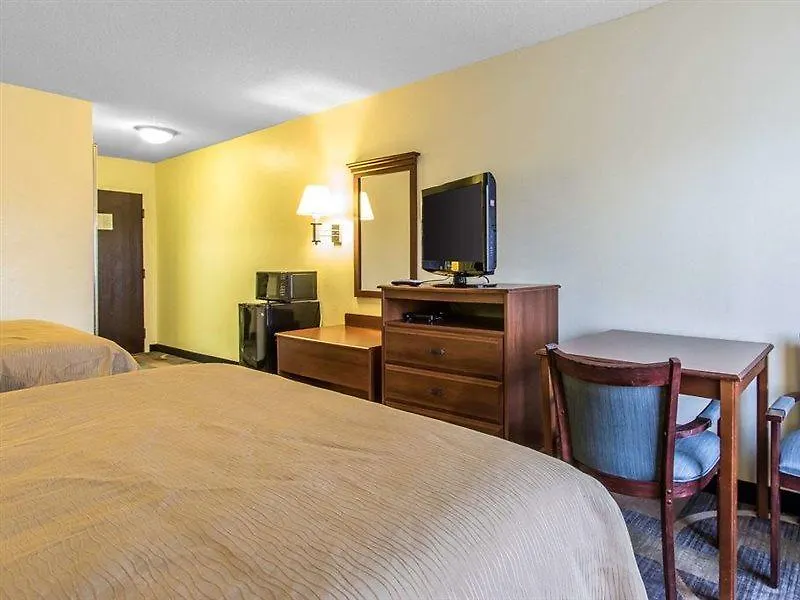 ** Hotel Quality Inn & Suites Memphis East United States