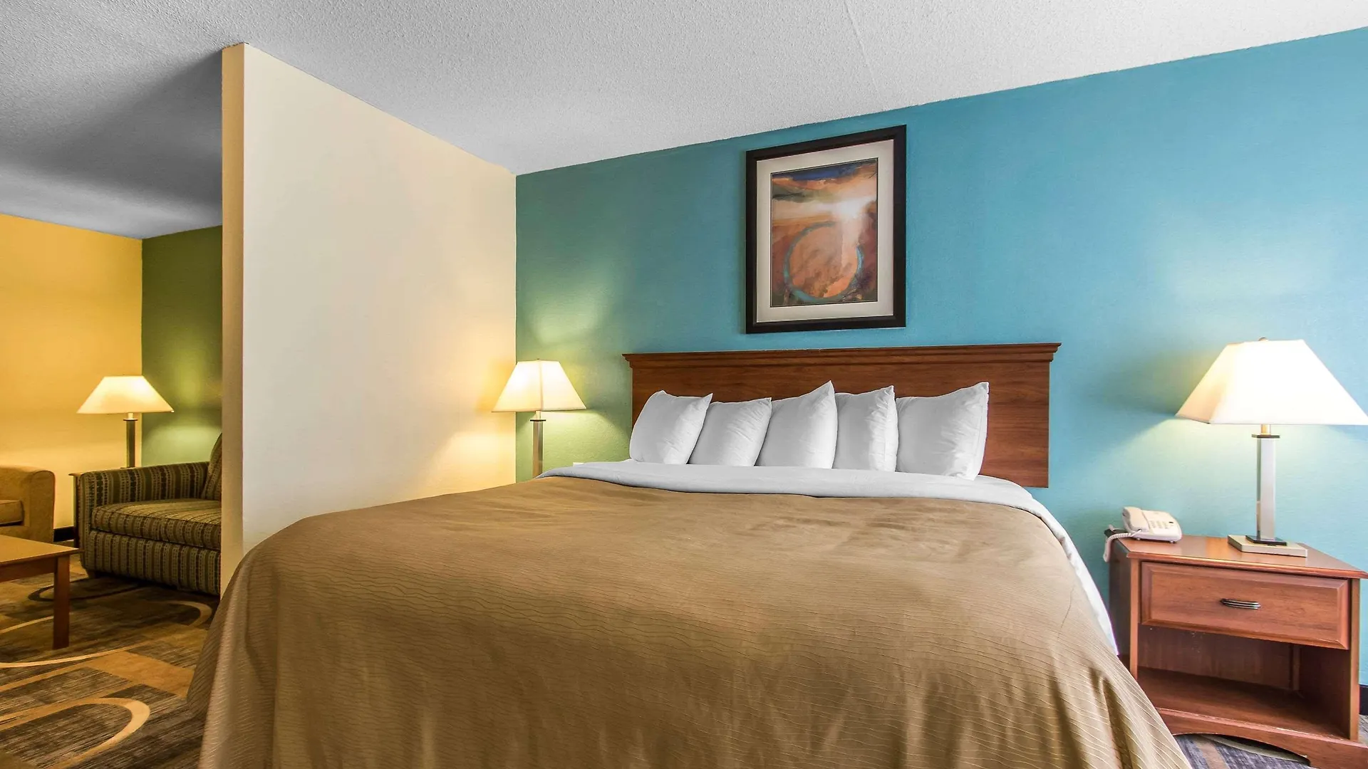 Quality Inn & Suites Memphis East 2*,  United States