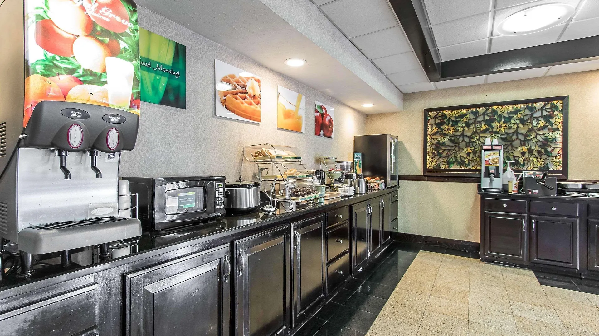 Quality Inn & Suites Memphis East