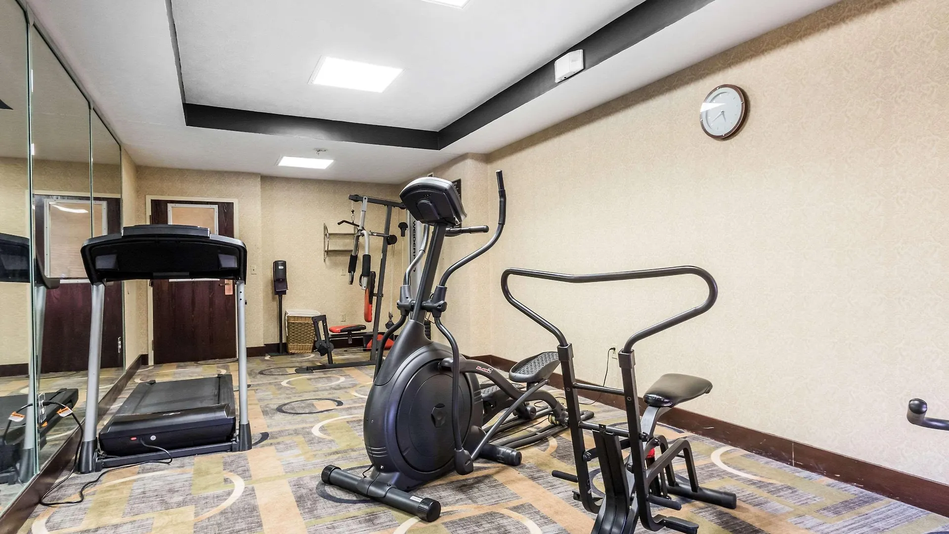 Hotel Quality Inn & Suites Memphis East