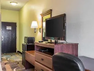 Quality Inn & Suites Memphis East 2*,  United States