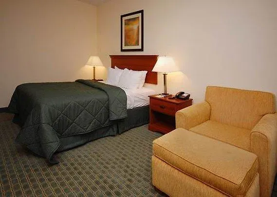 Hotel Quality Inn & Suites Memphis East